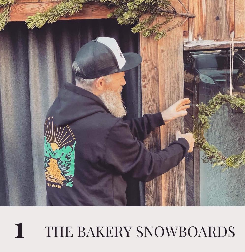 Hoodie von The Bakery Snowboards